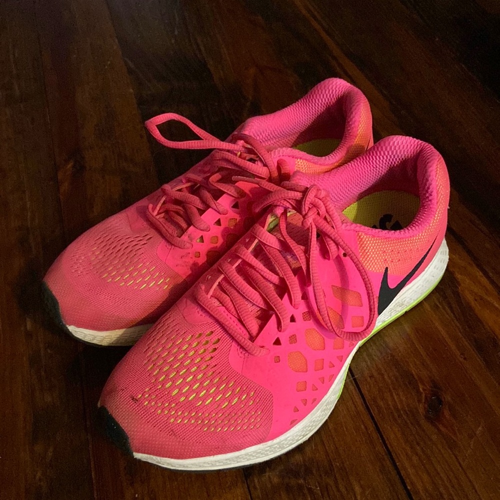 Gently Used Pink Nike Running Shoes Size 7.5